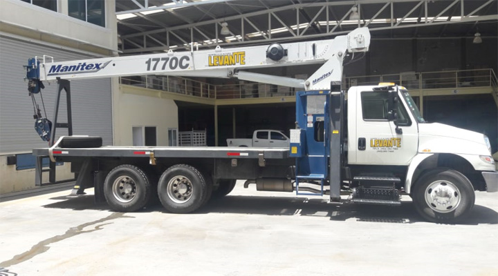 CAMION GRUA INTERNATIONAL